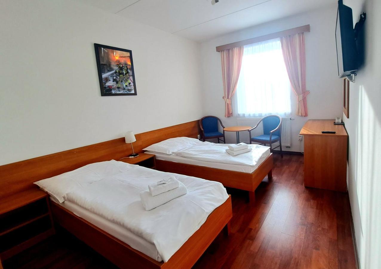 Hasicsky Hotel Přibyslav Екстериор снимка